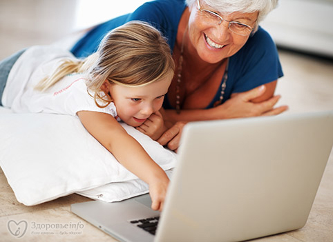 Нужны ли бабушке социальные сети? Оказывается, они улучшат ее умственные способности!