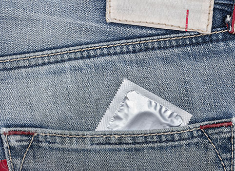 Порвался презерватив во время месячных....вероятность беременности?